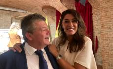 VIDEO - Dogliani: la premiazione di Elisa Isoardi, Schi-na Cinà nel Mondo 2025
