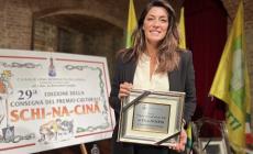 Coldiretti Cuneo e Comitato festeggiamenti di Borgata Casale hanno portato a Dogliani Elisa Isoardi,  “Schi-na cinà” nel mondo