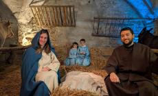 FOTOGALLERY - Un Presepe vivente per 2.500 a Dogliani Castello 