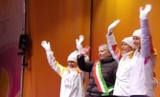 La tappa della fiamma olimpica a Cuneo 
