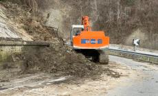 Carr&ugrave;: riaperta Strada Stazione dopo lo smottamento