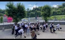 Ceva:  “Lancio del Tocco” dei diplomati al Baruffi dopo la consegna degli attestati in sala Borsi