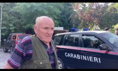 VIDEO - Un cacciatore che ha partecipato alle ricerche dell'assassino nei boschi: "Il ragazzo doveva uscire, ormai era circondato" 