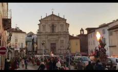 A Mondovì la sfilata fiammeggiante degli equipaggi del Raduno 