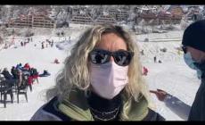 Sci e impianti chiusi a 12 ore dal via - Le reazioni dei turisti a Prato Nevoso: &laquo;Amiamo queste nevi, ma cos&igrave; non va&raquo;