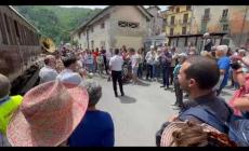 VIDEO - La Bandakadabra all’arrivo del treno storico a Ormea