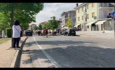 Alla Sagra del Grano di Pianfei la prima transumanza del bestiame in centro paese è uno spettacolo d’altri tempi 