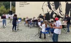Mondovì, l'Orchestra della Scuola suona per il disegno della Fondazione Crc al Polo Scolastico: “Torniamo dopo due anni"