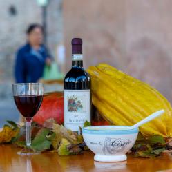 Dogliani: il profumo della Cisrà torna a scaldare la Fiera dei Santi