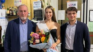 Miss Somano 2025 è Roberta Bossolasco: «Per lavoro controllo le sorprese negli ovetti Kinder»