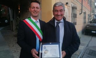 VIDEO - La Zucca d'Oro 2025 del Comune di Piozzo al Prefetto di Cuneo Mariano Savastano