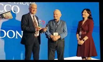 VIDEO - 80° Confcommercio Provincia di Cuneo: premiati i commercianti di Carrù Felice Cardone, Matteo e Paolo Bracco