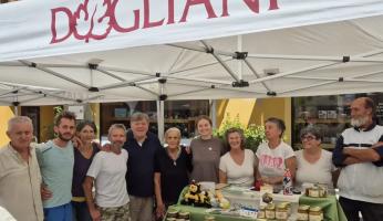 Dogliani: il leader dei Nomadi tra i “Contadini delle Langhe”