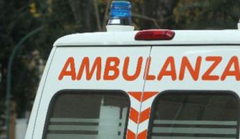 Motociclista 24enne muore in uno scontro