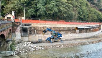 Chiusa Pesio: si sistemano i tubi della condotta idrica, chiude il ponte per via Roma