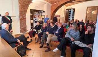 Mombasiglio celebra il centenario di Mario Giovana: la Biblioteca intitolata all'ex comandante partigiano