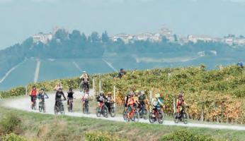 I percorsi cicloturistici tra le Langhe e il Monregalese sull’inserto di “Forbes”