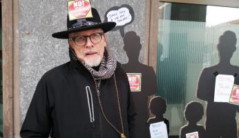 VIDEO - Deposito rifiuti, terza Conferenza dei Servizi, il designer Chris Bangle: "Io portavoce dei clavesanesi che dicono no" 