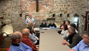 Il Comune di Niella Tanaro approva il regolamento de.co per tre fiori di Nigella