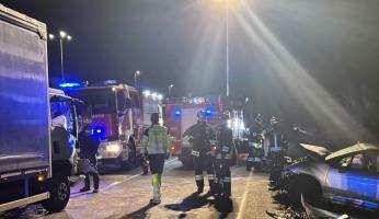 Scontro auto-camion a Clavesana: in ospedale una donna e la sua bambina