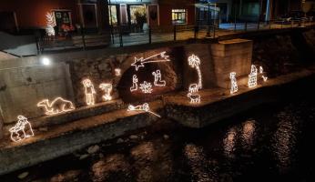 Torna il presepe sul Tanaro: una tradizione che illumina il Natale di Garessio