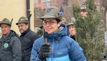 VIDEO - Mondov&igrave;, Giornata Nazionale della Memoria degli Alpini: l&rsquo;intervento della professoressa Marcella Capellino