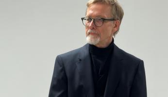 VIDEO - Bangle, Farigliano e la gallina che nasce dal suo uovo