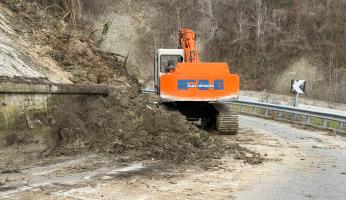 Carr&ugrave;: riaperta Strada Stazione dopo lo smottamento