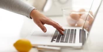 E-commerce locale, "Mondovì oltre" lancia un sondaggio: se la modalità funziona sarà utile per sostenere la presenza dei negozi 'in carne e ossa'