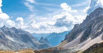 Cinque percorsi panoramici alla scoperta delle meraviglie naturali del Piemonte