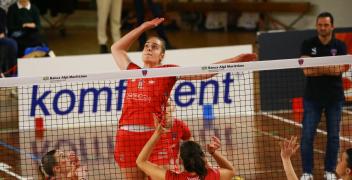 Bergese prova a sfondare il muro ducale - foto Cristiano Silvestri