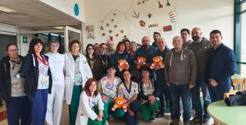 Le mongolfiere regalano un sorriso ai bambini della Pediatria