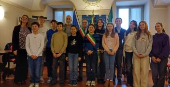 Farigliano, insediato il Consiglio comunale dei Ragazzi: in Giunta Emma Rossi e Marco Rolfo