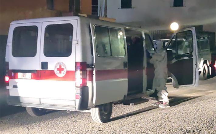Autisti, personale e mezzi del Comitato CRI di Mondovì per il trasporto delle persone in quarantena ad Alassio