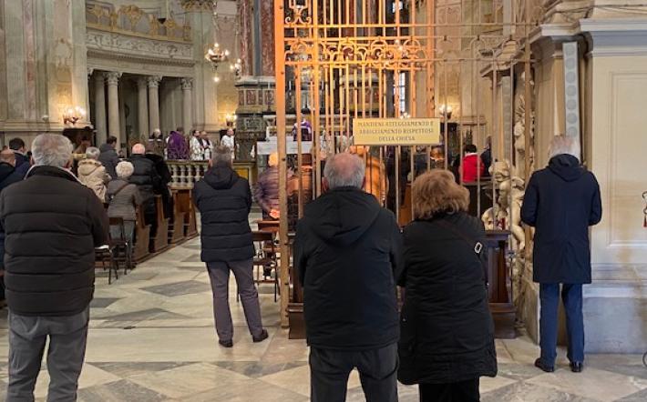 Cambiano le preghiere della messa: dal “Gloria” al “Padre Nostro”