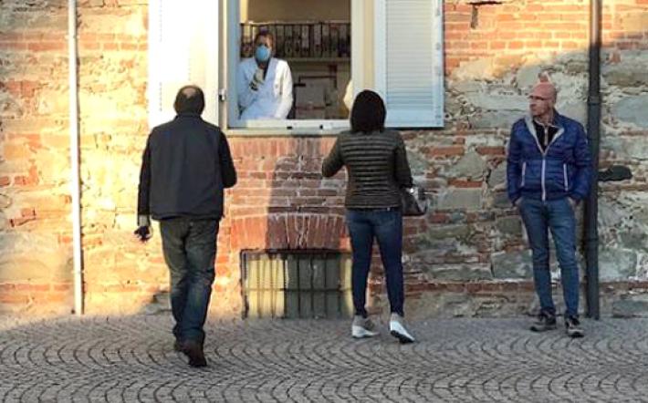 A Vicoforte la Protezione civile consegna a casa cibo e farmaci