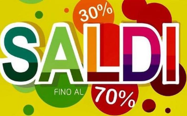 Saldi estivi 2023: al via il 6 luglio