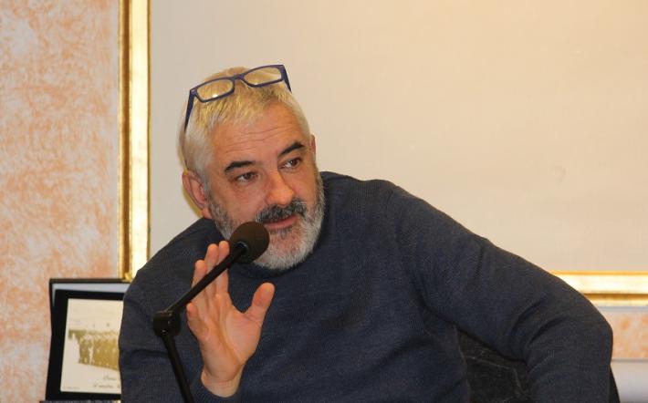 Il Ministero taglia una classe alla scuola per l'Infanzia di Peveragno