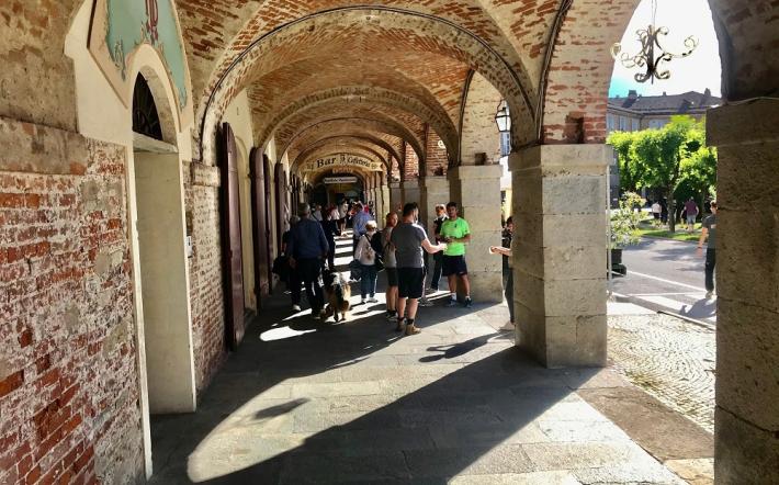 Sole e isola pedonale, pienone al Santuario domenica!