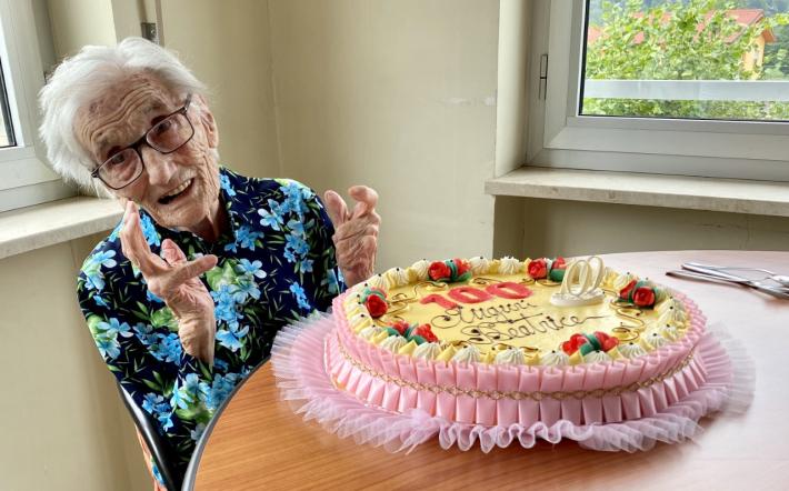 Alla residenza La Meridiana di Chiusa Pesio festeggiati i  100 anni di Beatrice Basso 