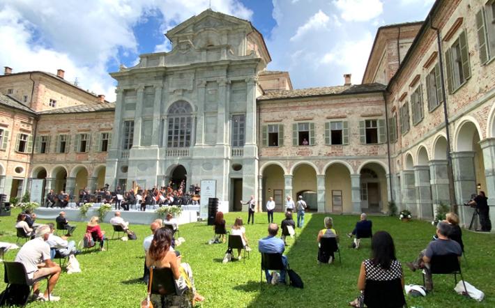 Il castello di Casotto splendida cornice per il concerto di ferragosto