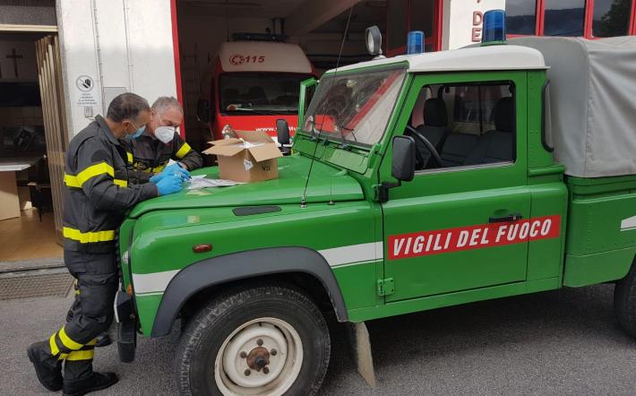 Lascia il cellulare in auto e lo danno per disperso. Attivate le ricerche ma l'uomo sta bene