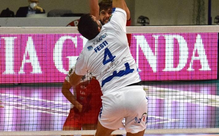 Un Vbc Synergy indomito strappa un set a Santa Croce