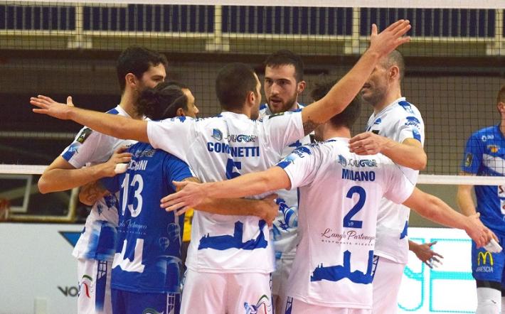 Seconda vittoria consecutiva per il Vbc Synergy: battuto in rimonta Cantù