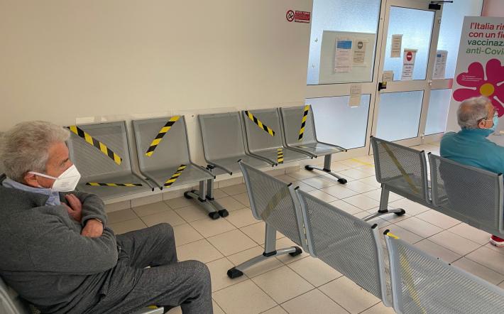 Vaccini anti covid: al via in Piemonte la campagna over 80 - Prime inoculazioni anche a Mondovì: obiettivo 80 mila somministrazioni entro il mese