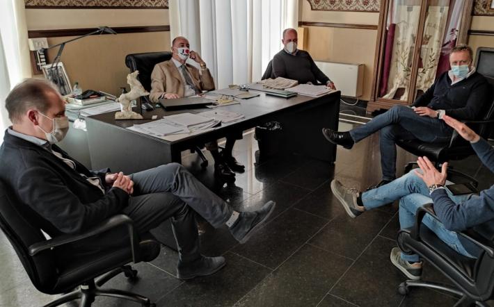 Il video dello sciatore misterioso unisce Mondovì alle cittadine della Riviera ligure