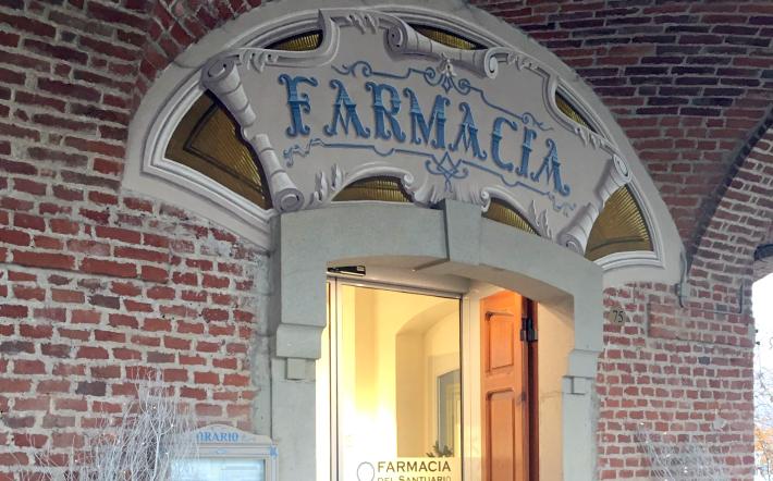 Farmacisti in campo per la vaccinazione anti covid: «Disponibili, ma chiediamo regole certe e tutele»
