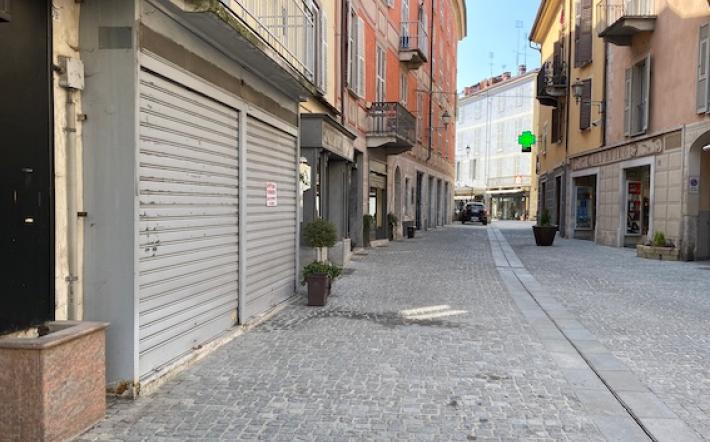 Dalla prossima settimana il Piemonte torna arancione, per Cuneo e Torino si decide sabato - Per tutte le scuole, invece, ripresa da lunedì: in presenza al 100% per le Medie, al 50% per le superiori