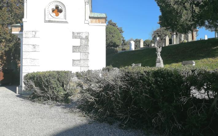 Dogliani: l’impiego di una sola squadra di portantini al cimitero si tradurrà in risparmi per i cittadini