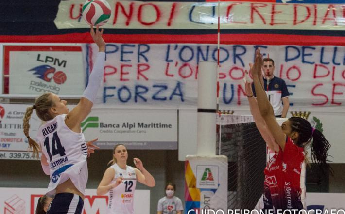 Il sogno rossoblù si infrange ai quarti di finale
